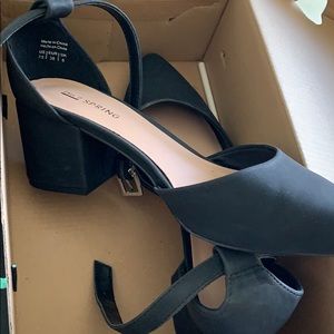 Call it Spring sandales